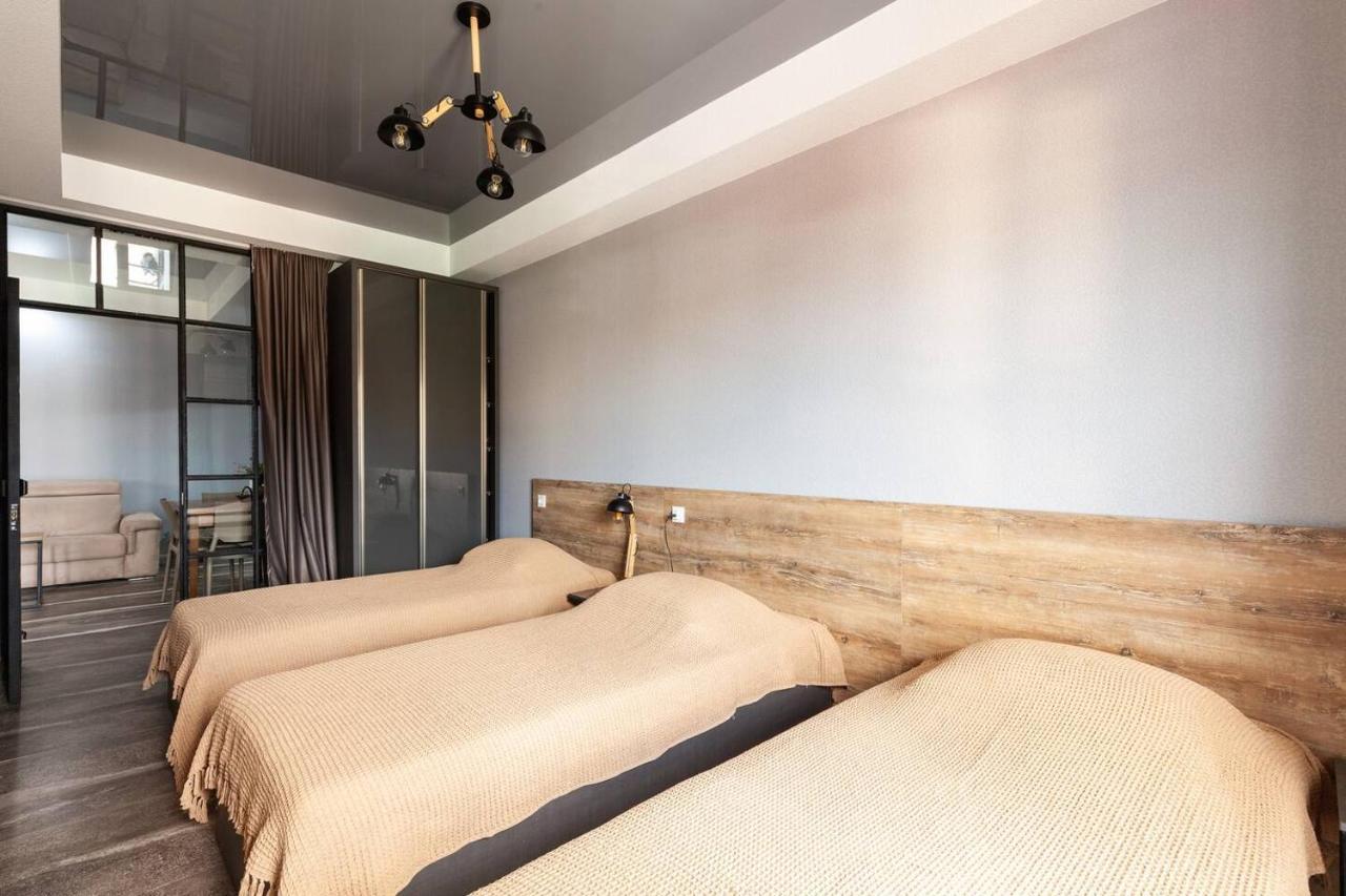 Veli Group Apartment In Old City Kʼutʼaisi Exterior foto